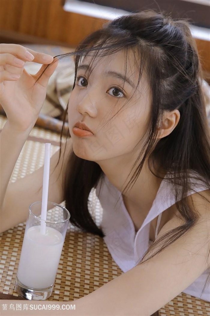 男校公用人型便器