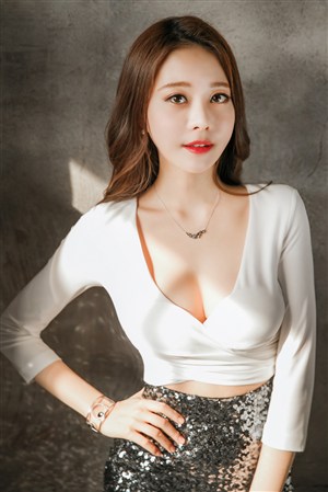 免费又爽又黄的禁片1000