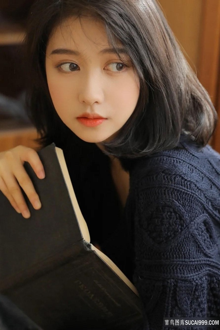 护士用丝袜脚玩男人出精