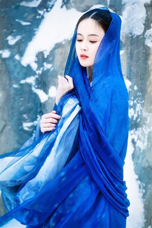 丰满熟妇第一页